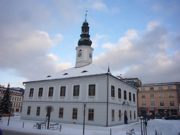 Radnice Jeseník a v pozarí Restaurace U radnice