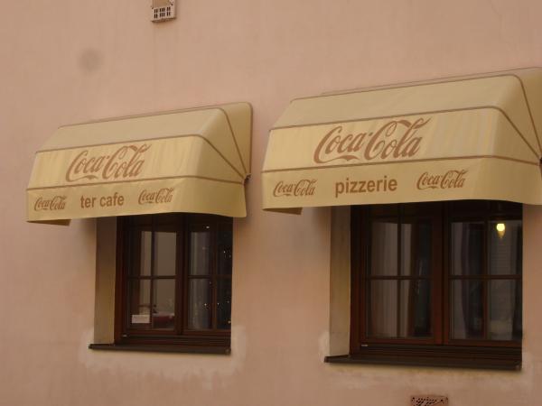 Okana Pizzerie ter cafe