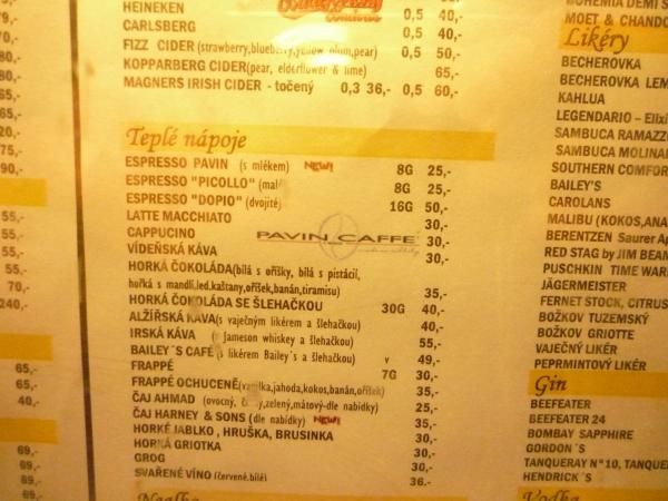 Výběr kávových nápojů v Casablanca Café Baru