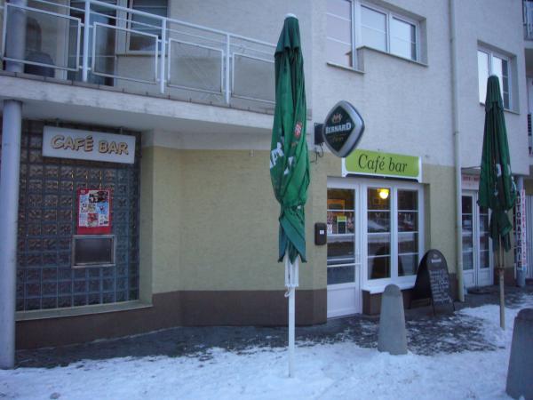 Vchod do Café Baru