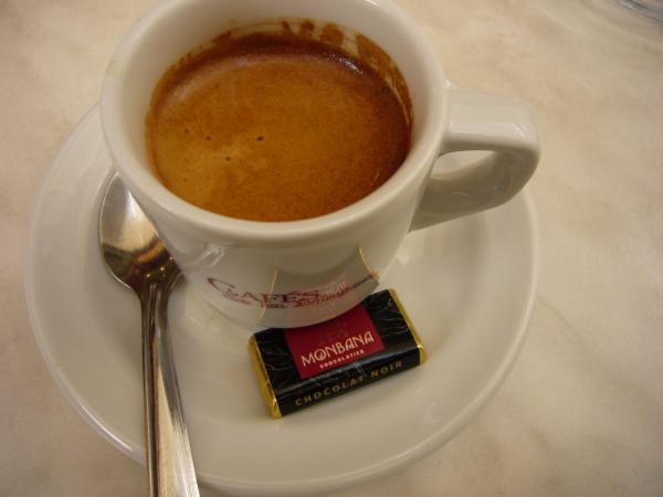 Espresso v Cafés de la Major