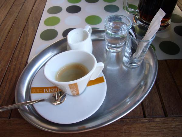 Espresso corsini v Zebra kafë