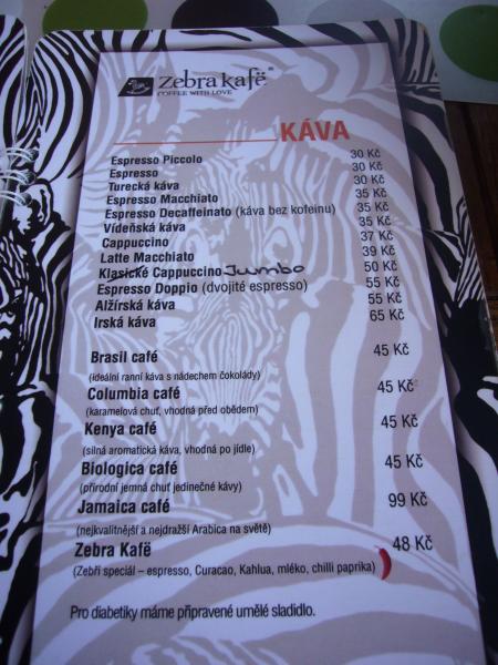 Kávové nápoje v Zebra kafë
