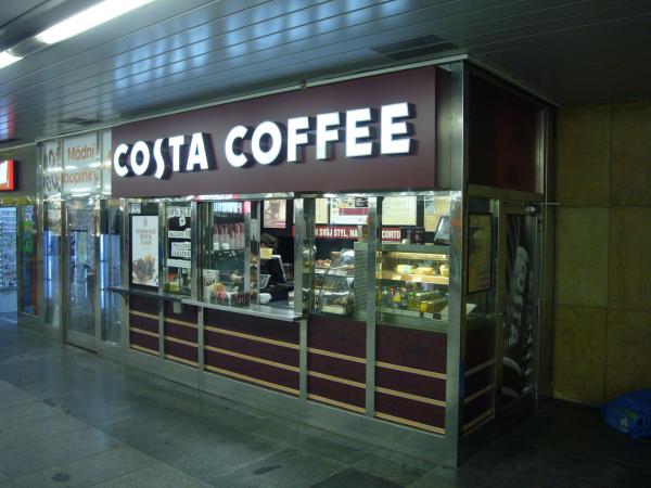 Costa Coffee ve vestibulu metra Hradčanská