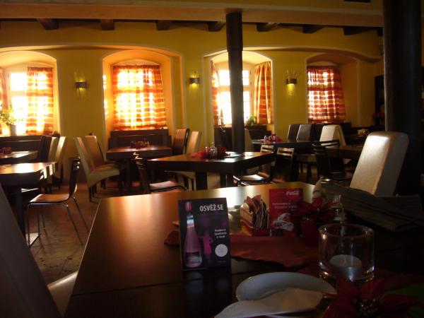 Interier Restaurace starý klub