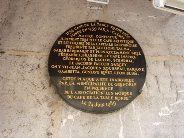 Cafe de la Table Ronde