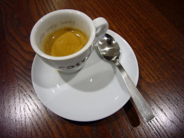 Espresso v Costa Coffee MY Národní Praha
