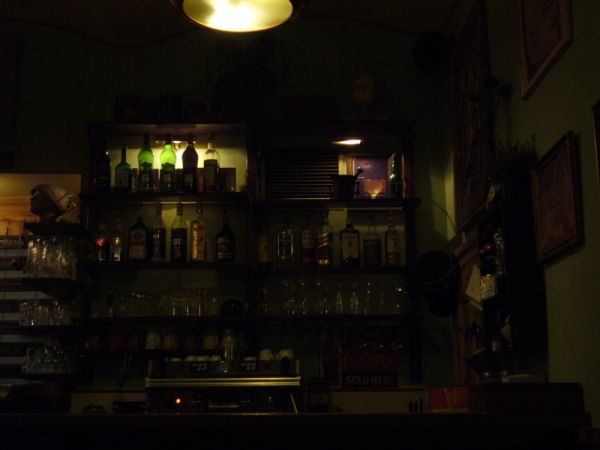 Bar v kavárně Malá ryba