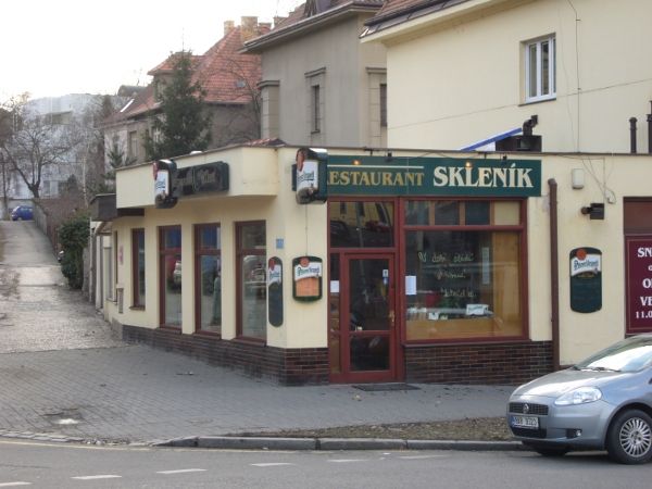 Vchod do Restaurace SKLENÍK