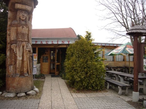 Vchod do Hotelu Paulíny