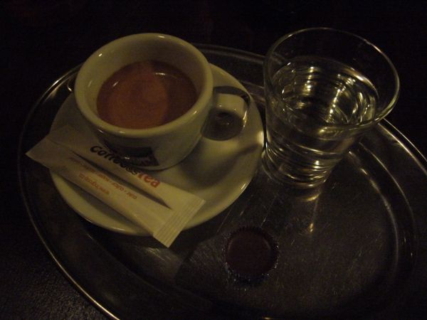 Espresso Goppion caffé v Café Sladkovský