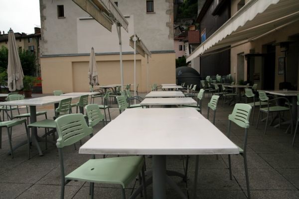 Terasa restaurace a kavárny u Le Musée de l´eau