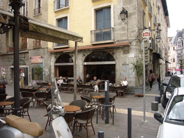 Renaissance Café