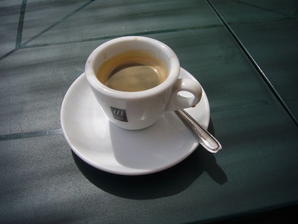Espresso Bon Café v Bar de la Marine