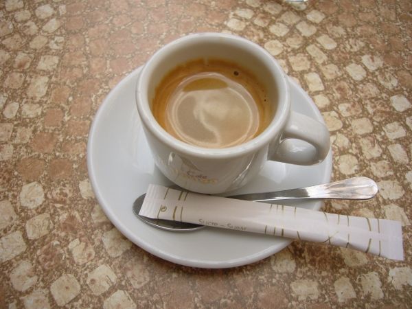 Espresso Malongo v Café in