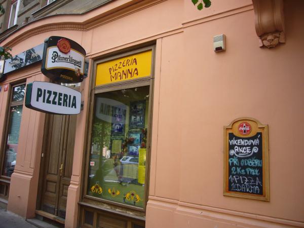 Pizzeria Manna - vchod