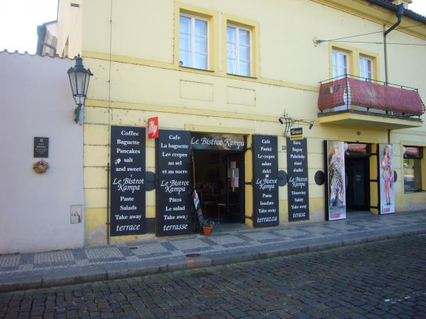 Vstup do Le Bistrot Kampa