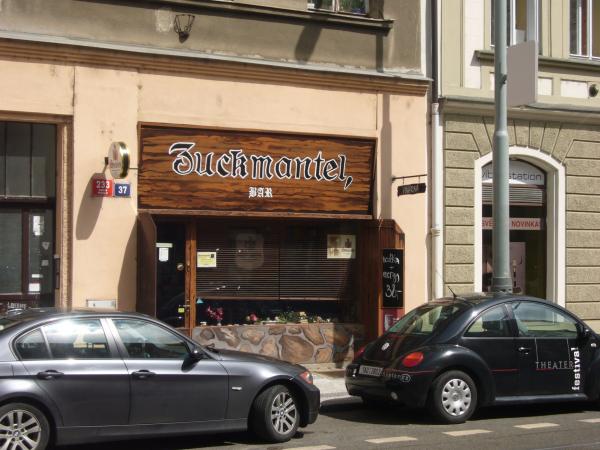 Vchod do Zuckmantel bar