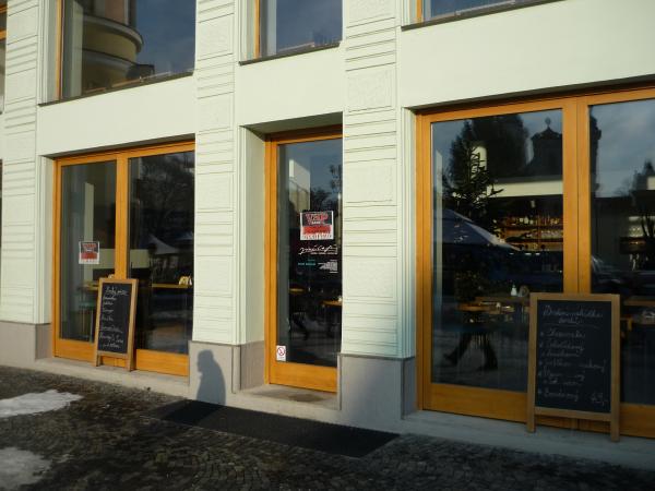 Jiné Café 2