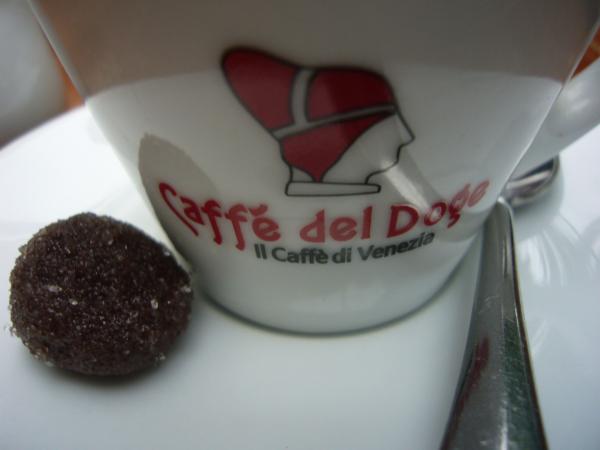 Hrníček na espresso s logem